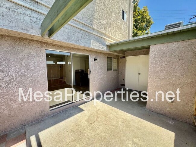 Building Photo - 3600 Mountain Ave N