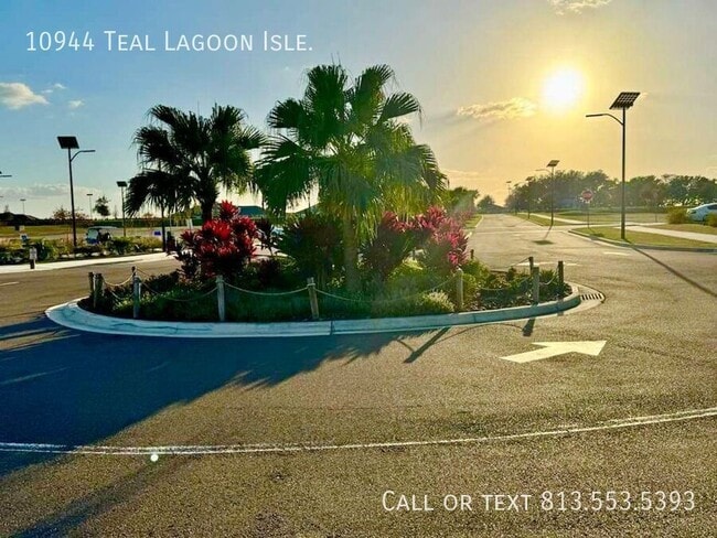 Building Photo - 10944 Teal Lagoon Isle