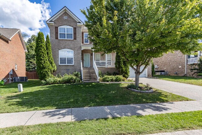 Building Photo - Spacious Spring Hill Rental in Sought-After Wades Grove Community