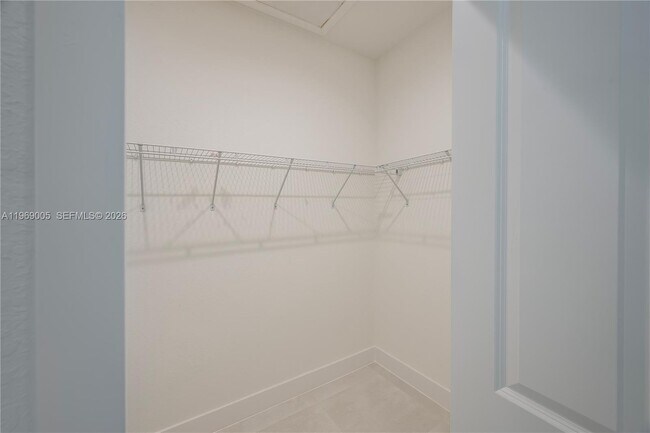 Building Photo - 32242 SW 194th Ave