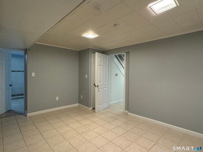 Building Photo - 118 Pullen Ave