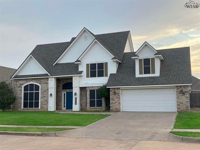 Building Photo - 3504 Rugby Ln
