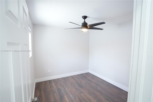 Building Photo - 14530 NW 11th Ct