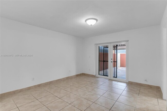 Building Photo - 5655 SW 139th Pl