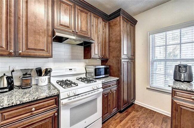 Building Photo - 5485 Reps Trce