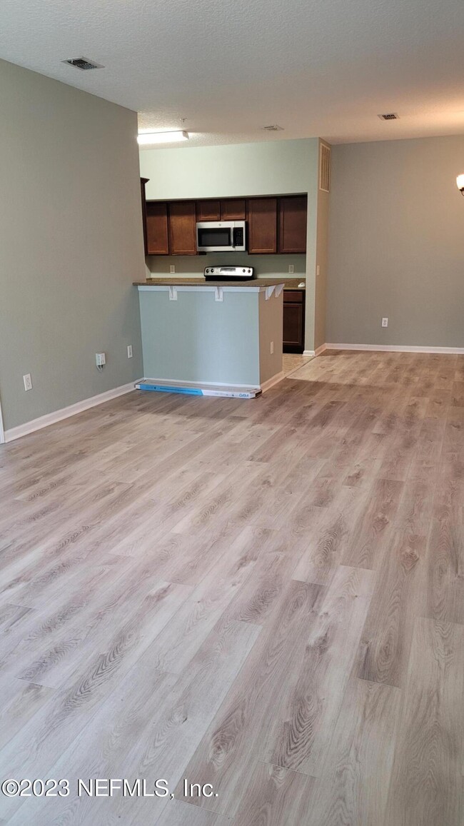 Building Photo - 4911 Key Lime Dr