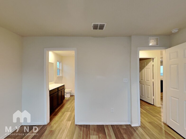 Building Photo - 7332 Littlefoot Ln