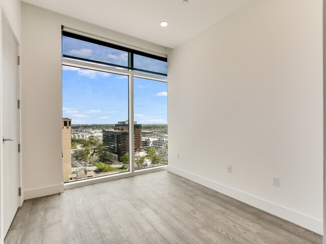 Building Photo - 123 Lexington Ave