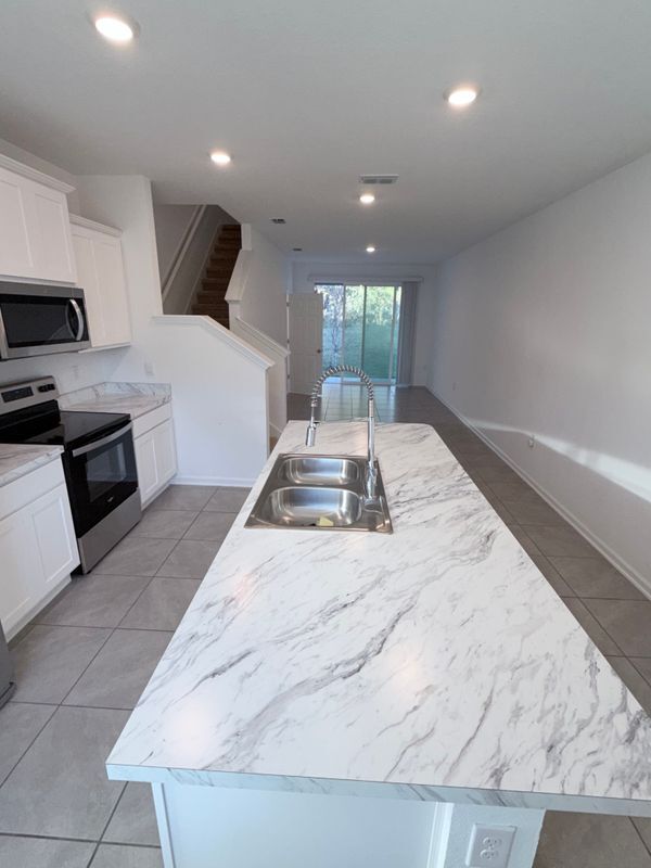 Building Photo - 4927 Nebula Ln