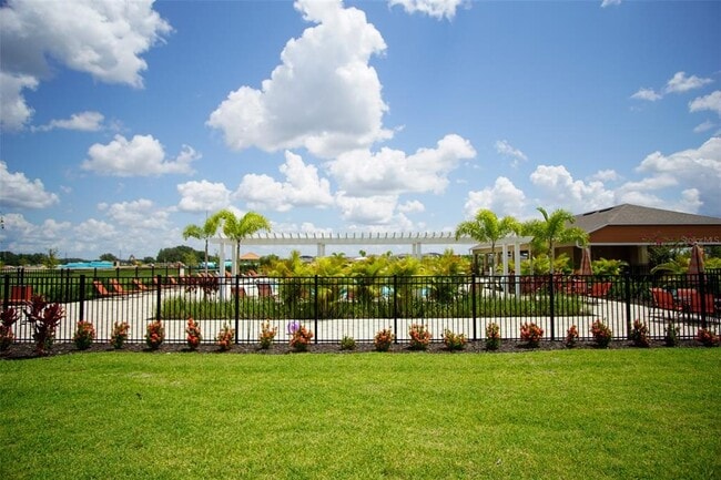 Building Photo - 538 Noble Ave