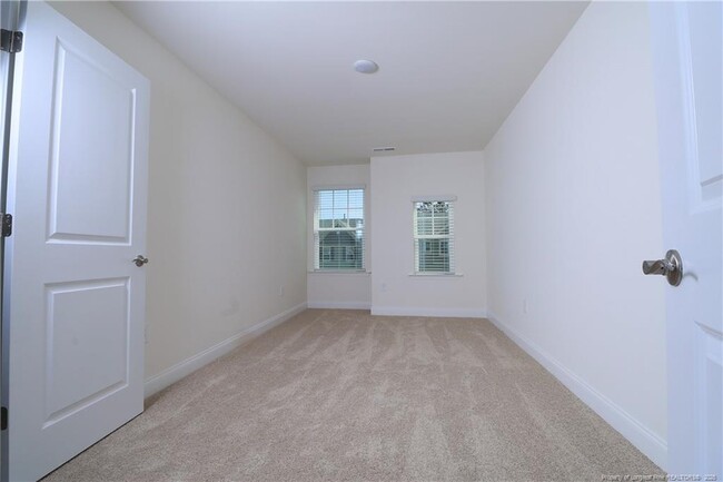 Building Photo - 45 Lavender Ln