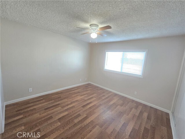 Building Photo - 811 Orchid Ct