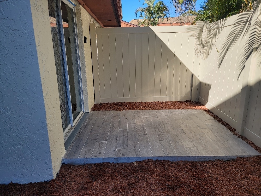 Building Photo - 2056 Sunset Point Rd