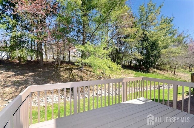 Building Photo - 22 Briarwood Ct