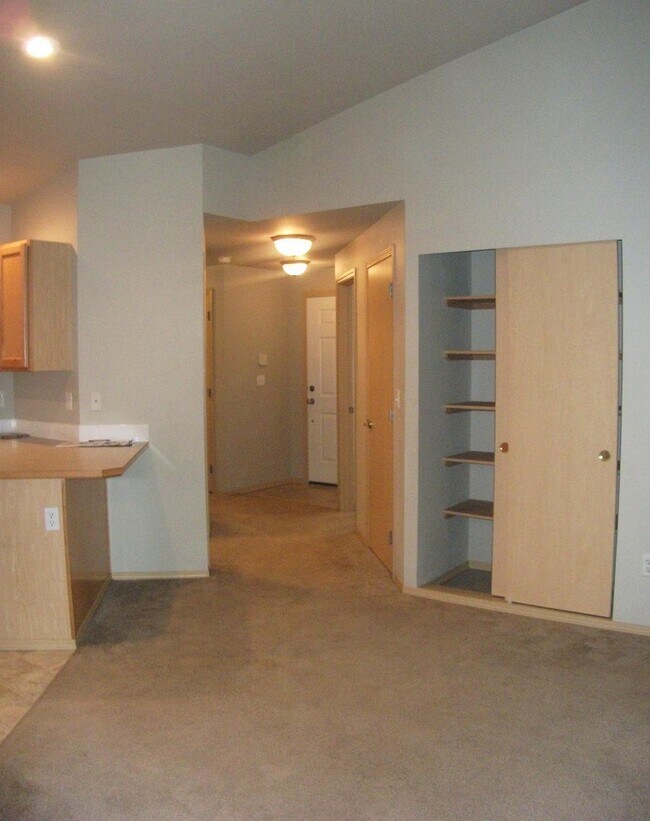 Building Photo - 035