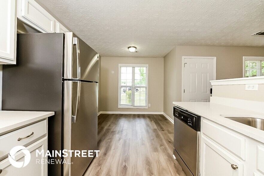 Building Photo - 1110 Bramblewood Dr