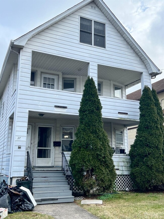 Primary Photo - 27 John St