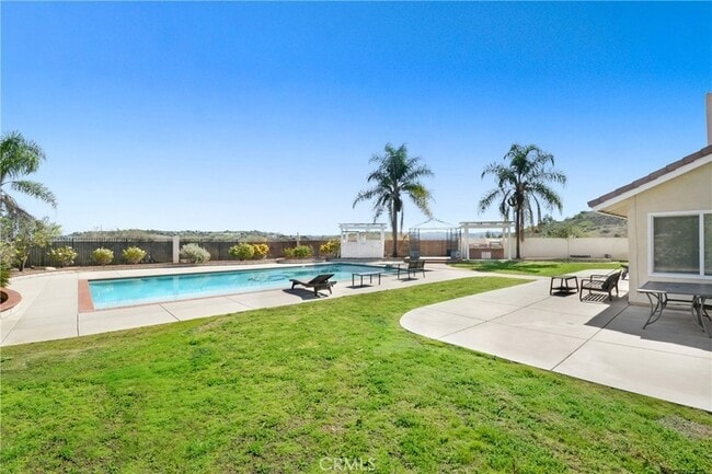 Building Photo - 1140 Regal Canyon Dr
