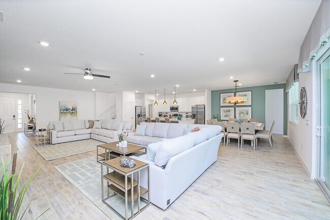 Building Photo - 2493 Rama Dr