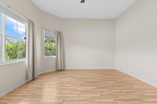 Building Photo - 1441 Cardinal Way