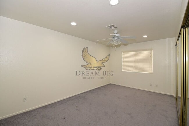 Building Photo - 8410 Eldora Ave