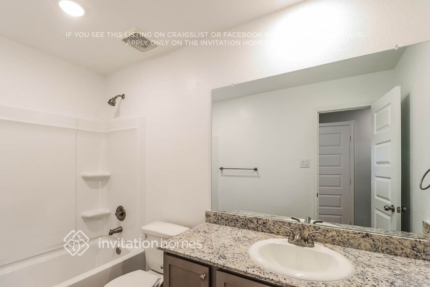 Building Photo - 5516 Candytuft Ct