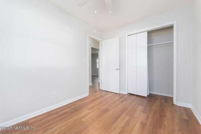 Building Photo - 239 E 16th St