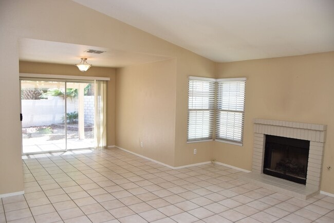 Building Photo - SOUTH - RANCHO LAS PALMAS - 1 STORY HOME - 89123