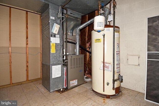 Building Photo - 7646 Huntmaster Ln