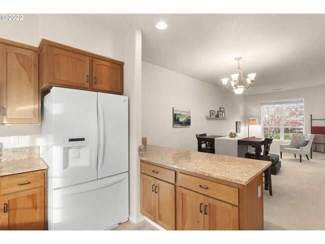 Building Photo - Available 2BD/2.5BATH Townhome in Desirabl...