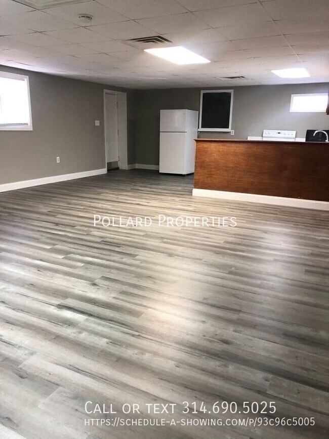 Building Photo - 309 N Lincoln Dr