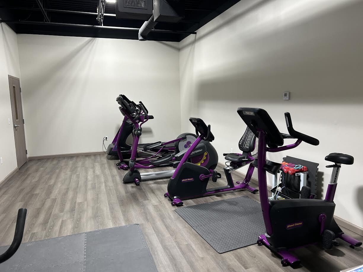 Building Photo - 127 Lake St