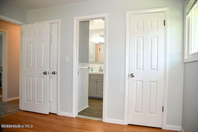 Building Photo - 20 Marie Pkwy