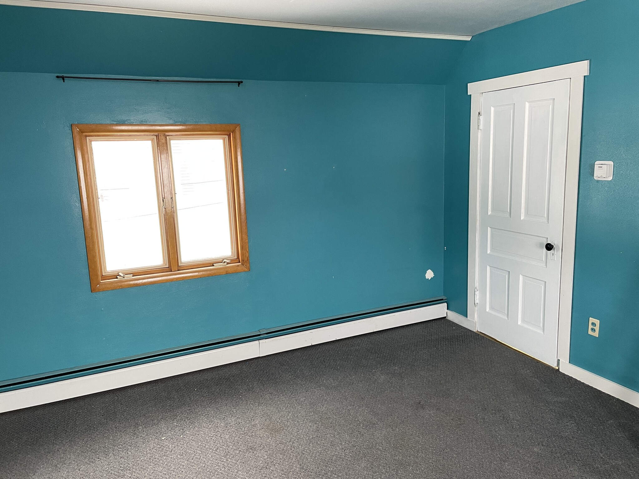 2nd Floor Bonus room - 513 W Spring St