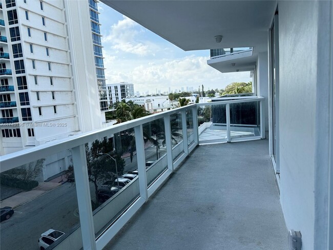 Building Photo - 2401 Collins Ave