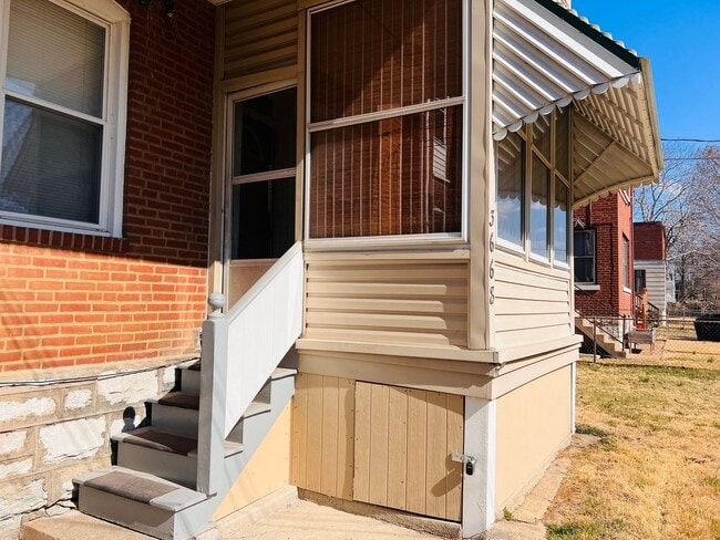 Building Photo - 3668 Wilmington Ave