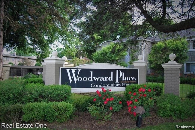 Building Photo - 1113 N Old Woodward Ave