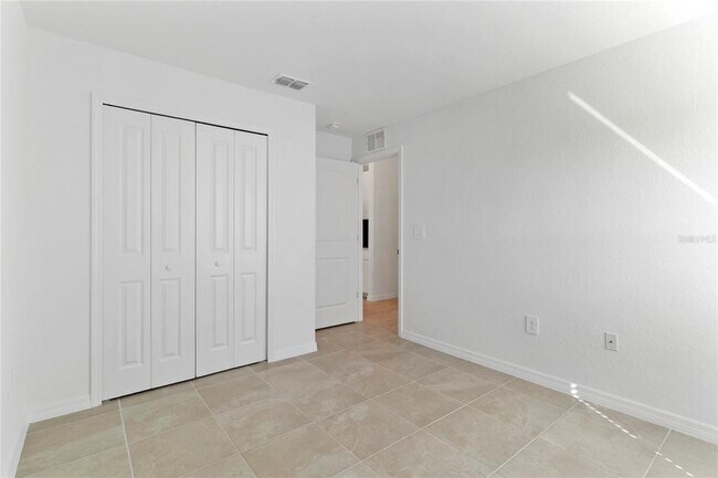 Building Photo - 9136 Tequila Sunrise Dr