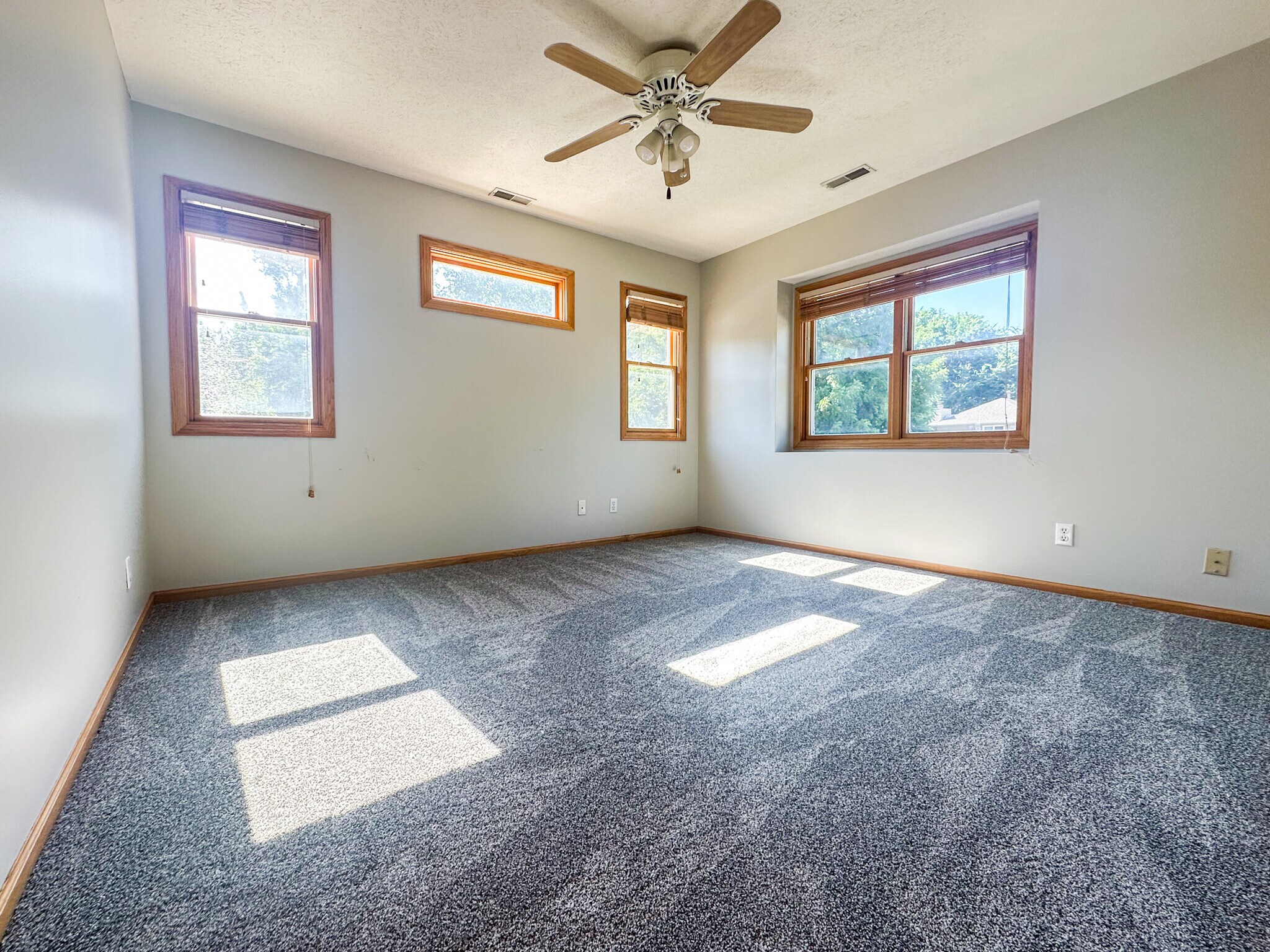 Building Photo - 1727 N 57th Ave