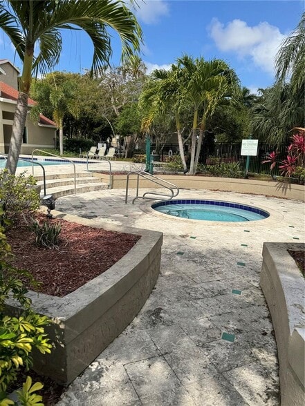 Building Photo - 1745 Palm Cove Blvd
