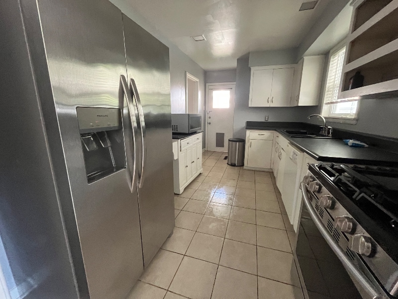 Building Photo - 3811 Idlewild Ave