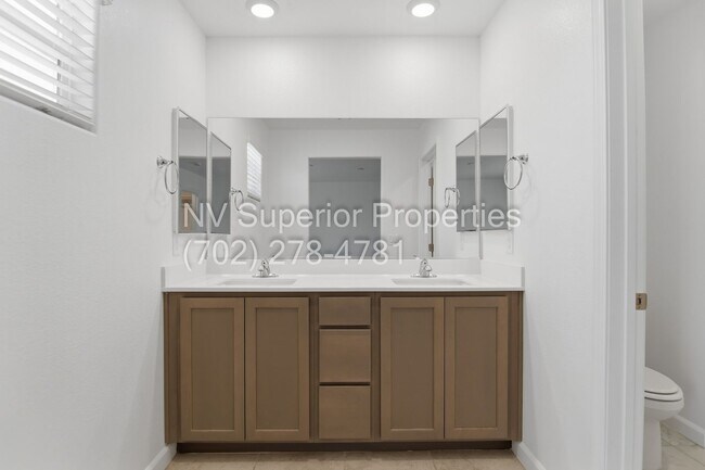 Building Photo - NW! 3 Bedroom Townhouse!! Gated!! Parks!! All Tile Floors Downstairs!! 2 Car Garage!!!