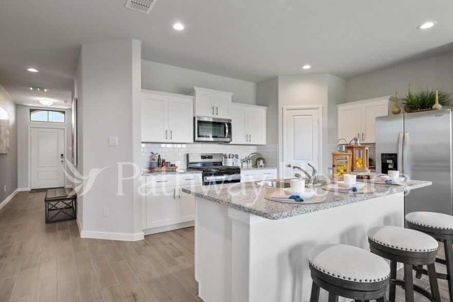 Building Photo - 9740 MCCLANE FARM Dr