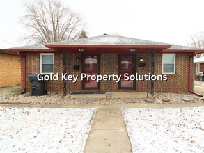 Building Photo - 810-812 Alhambra Dr