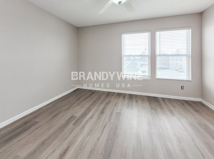 Building Photo - 9685 W Quarter Moon Dr