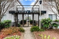 Building Photo - 3501 Roswell Rd NE