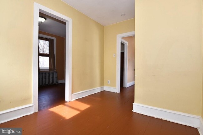 Building Photo - 5838 Henry Ave