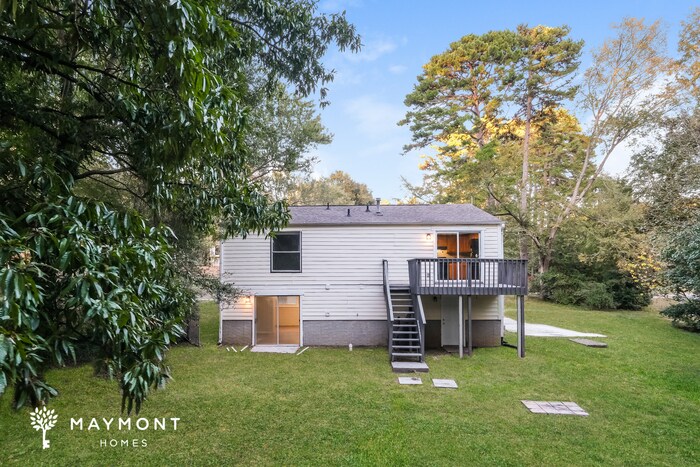 Building Photo - 3207 Sunderland Dr SW