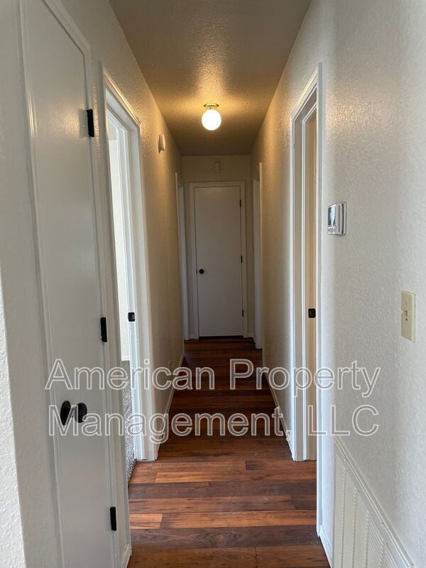 Building Photo - 13142 E 44th St