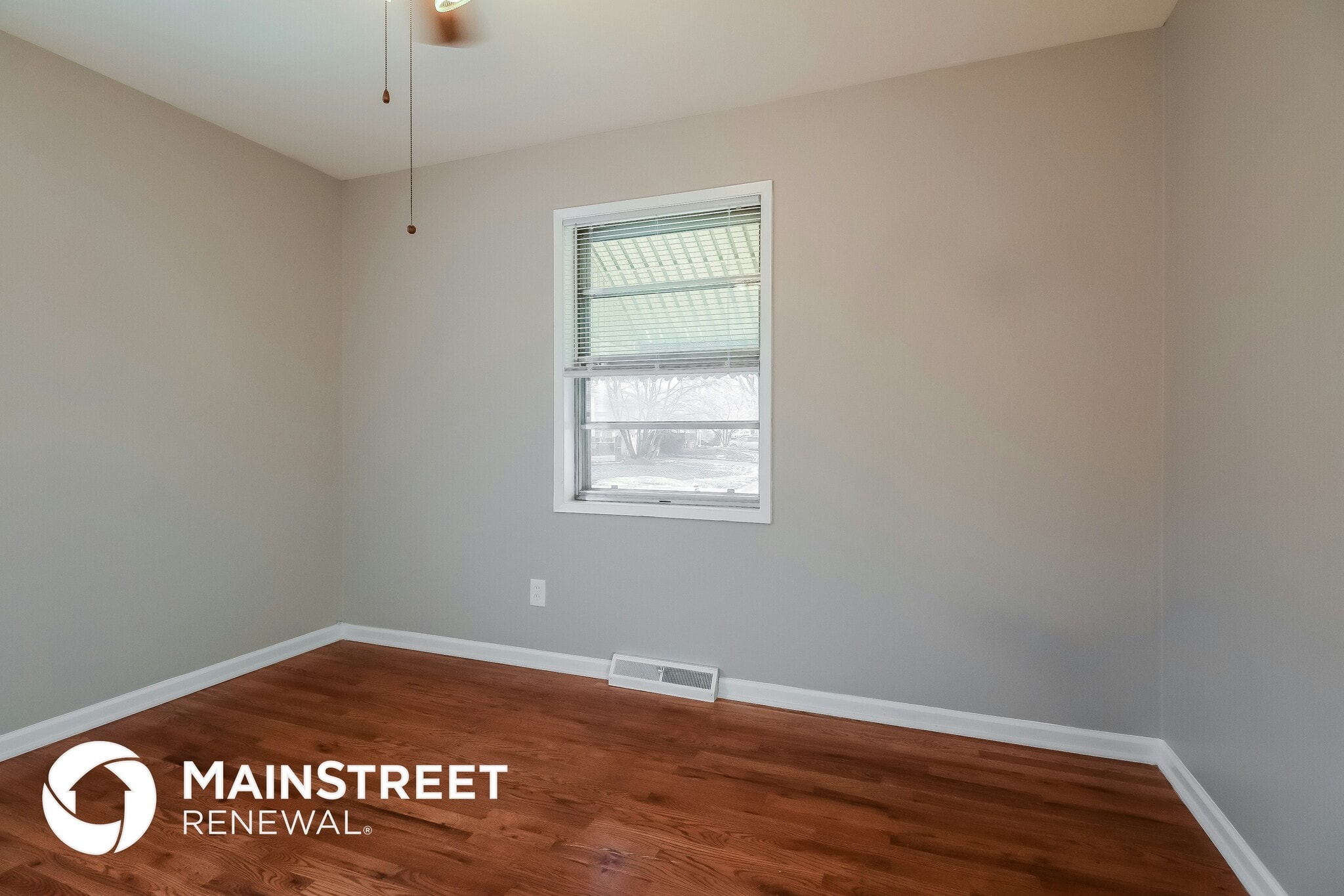 Building Photo - 8173 NE San Rafael Dr